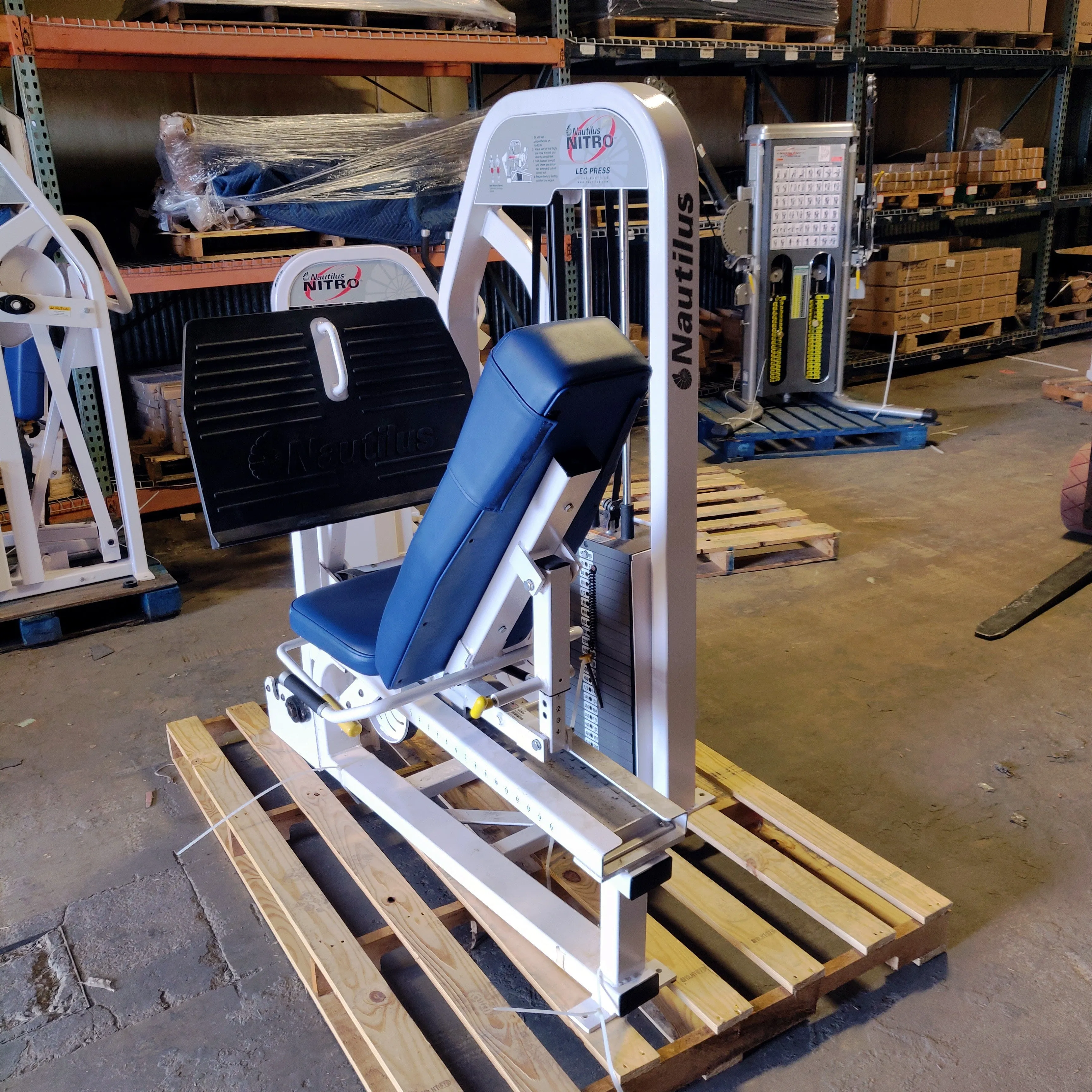 Nautilus Nitro CIRCUIT 9 Pieces of Strength Equipment