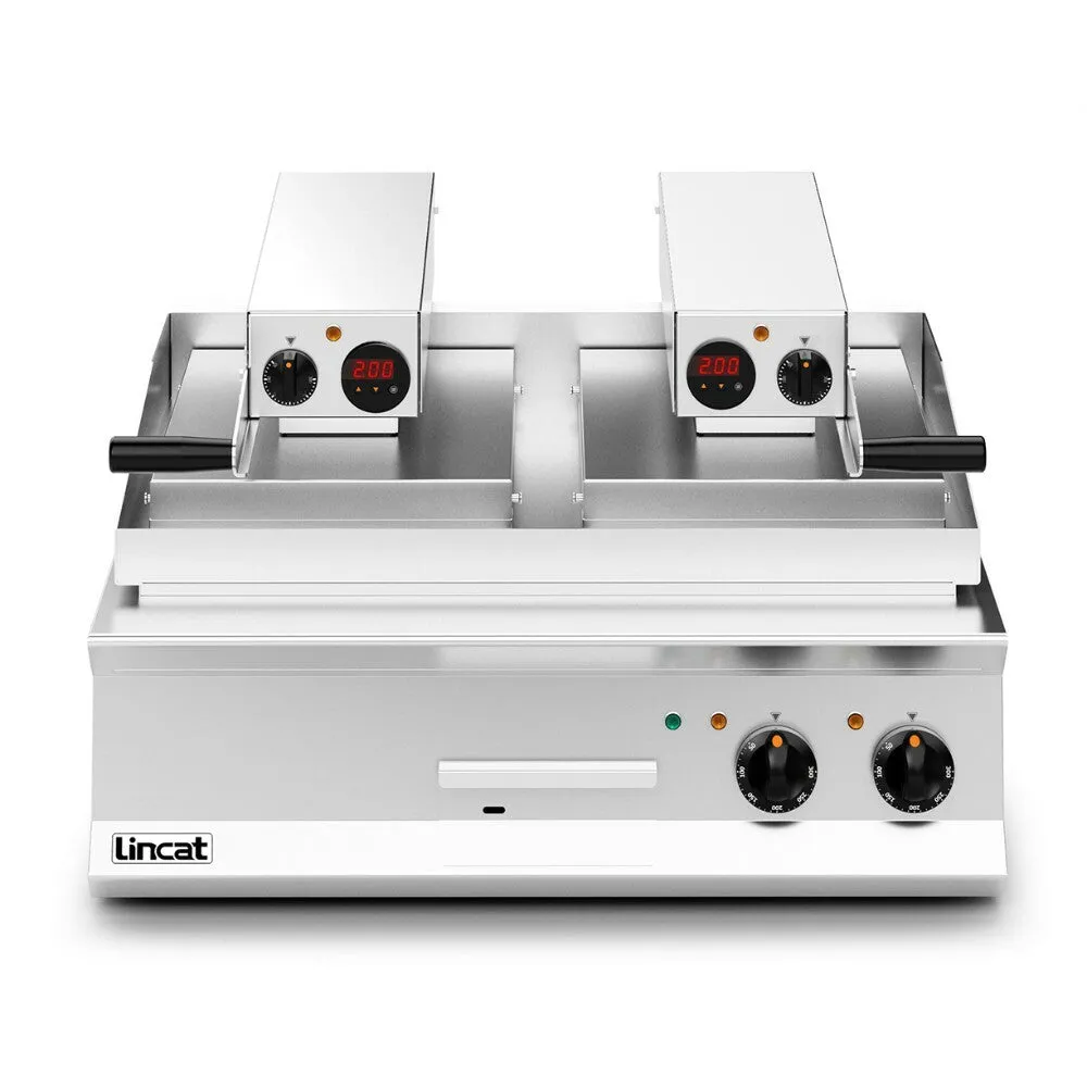 OE8210/R - Lincat Opus 800 Electric Counter-top Clam Griddle - Ribbed Upper Plate - W 800 mm - 17.2 kW