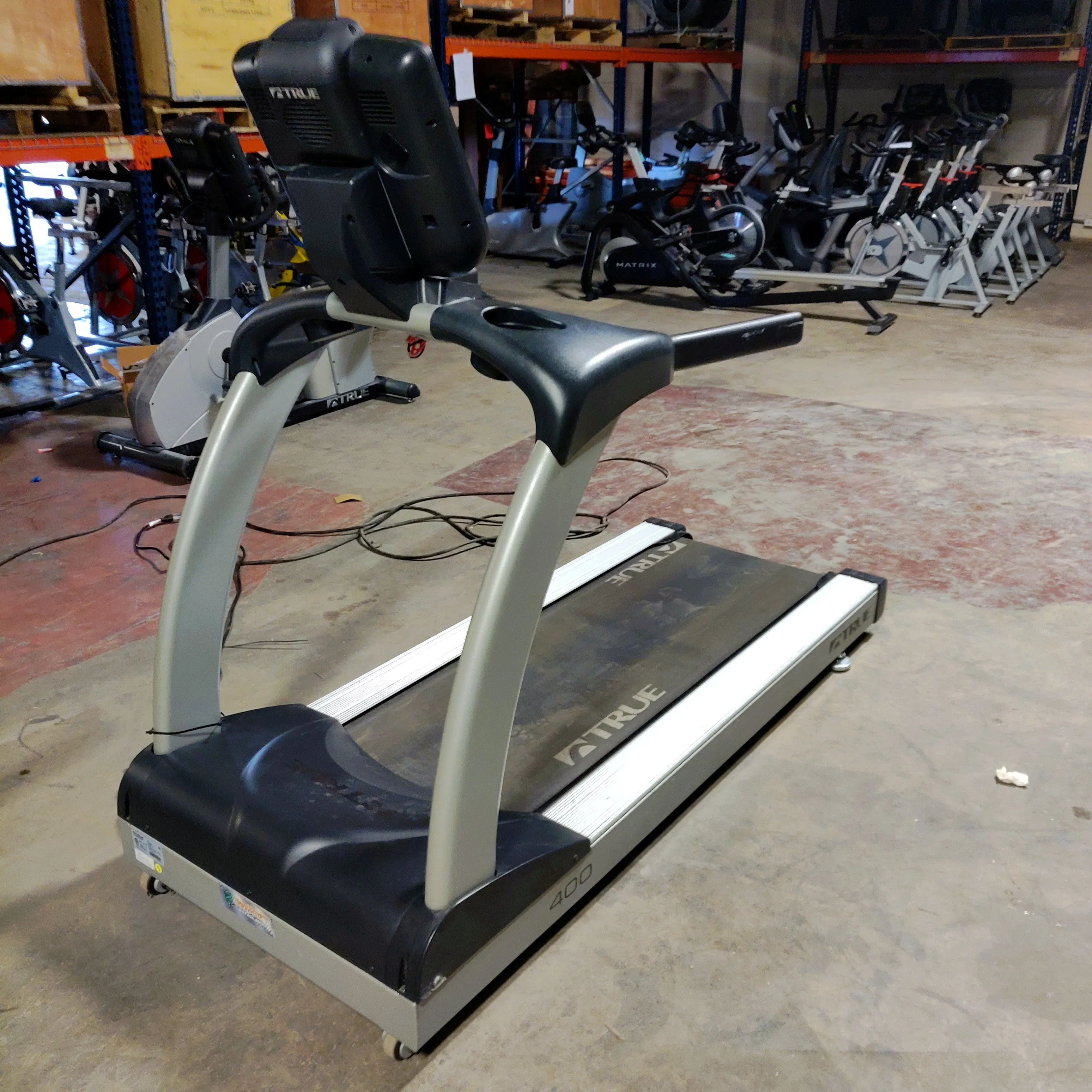True Treadmill 400 Model with Interactive Digital Display
